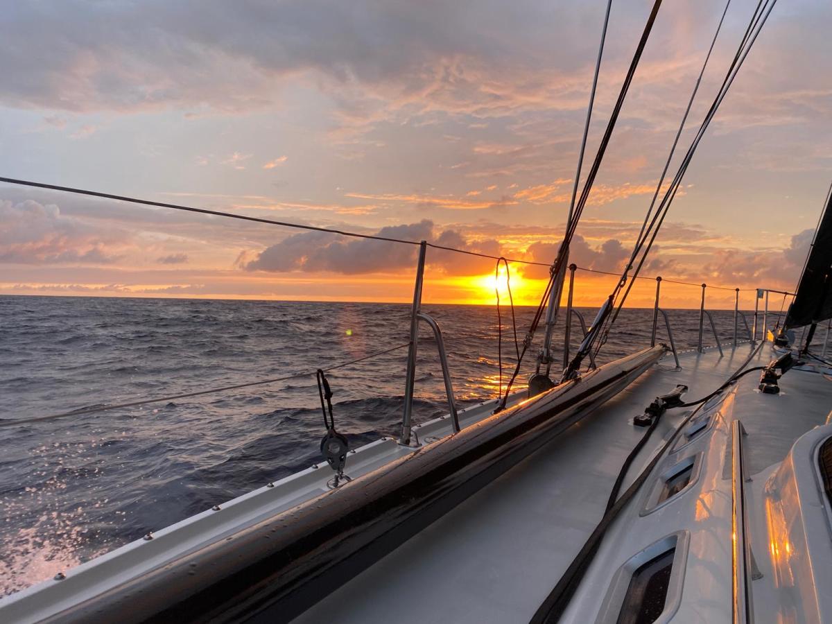Sail from Mauritius to South Africa – SAILING ROUND THE WORLD